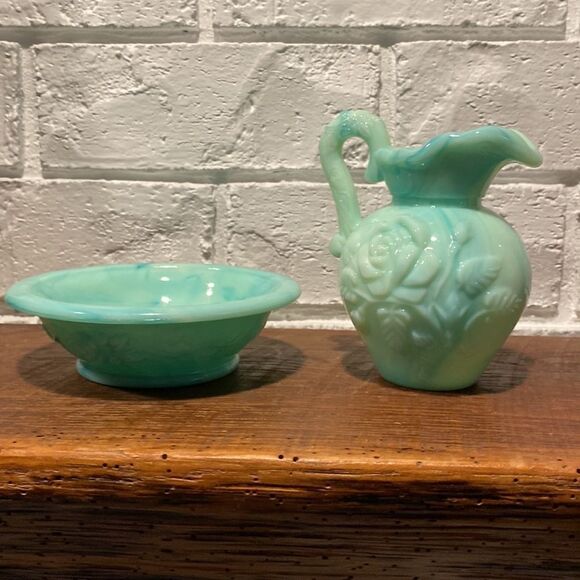Vintage Avon Jadeite Blue Green Mini Pitcher & Basin - Picture 2 of 9